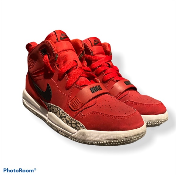 Jordan Other - Jordan Legacy Toro red/white/black